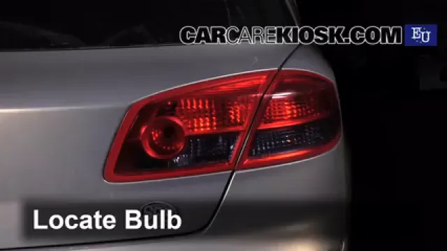 2002 Renault Vel Satis 2.0T 2.0L 4 Cyl. Turbo Lights Turn Signal - Rear (replace bulb)